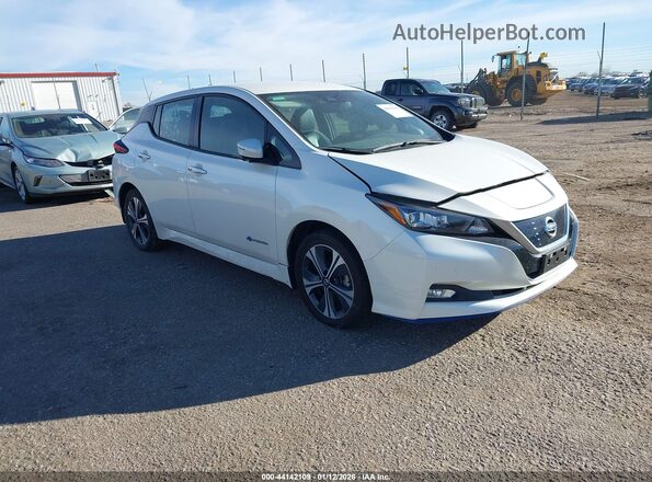 1N4BZ1CP6KC320167 2019 NISSAN LEAF Белый Передняя правая четверть