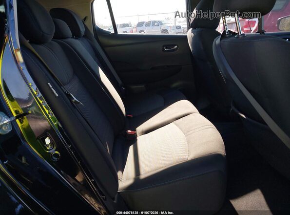 1N4BZ1CV2MC555733 2021 NISSAN LEAF Black Widok naklejki z numerem VIN