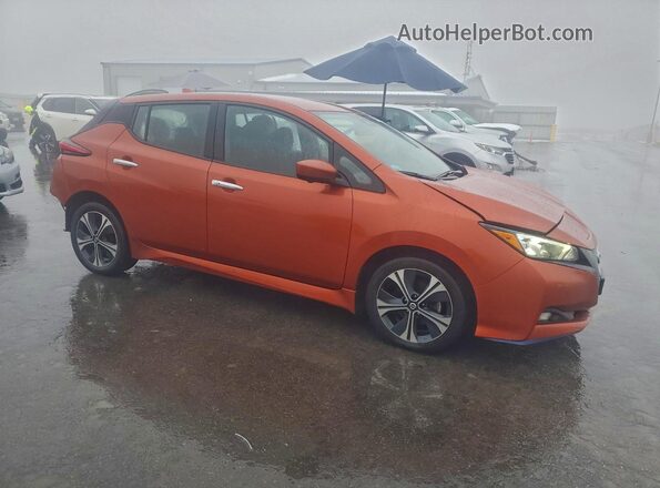 1N4BZ1CV5NC553475 2022 NISSAN LEAF Оранжевый Передняя правая четверть