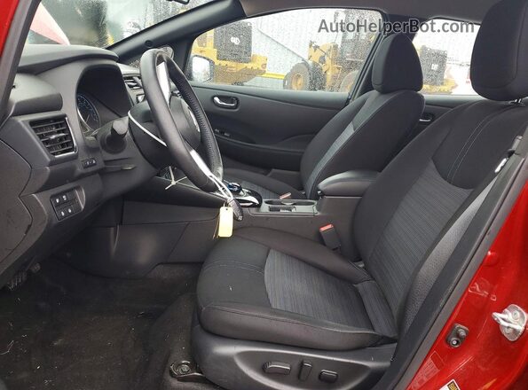 1N4CZ1CV0PC563113 2023 NISSAN LEAF Бордовый Вид салона спереди