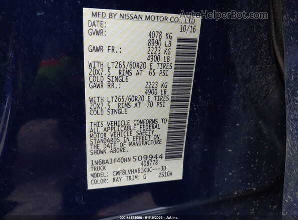 1N6BA1F40HN509944 2017 NISSAN TITAN XD Blue Vista del compartimento del motor