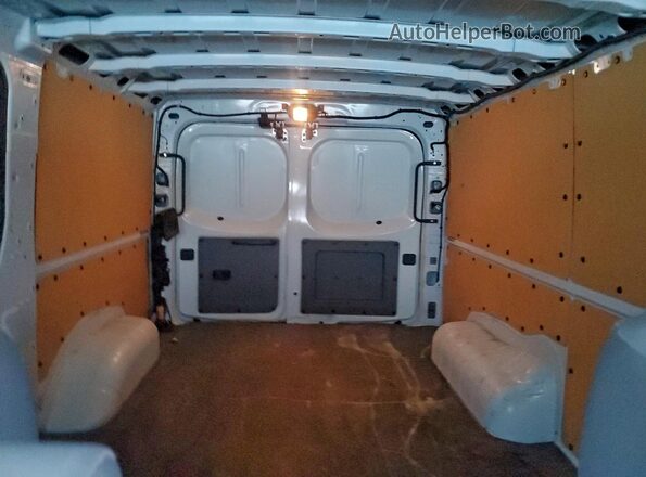 1N6BF0KM2MN811005 2021 NISSAN NV White Widok tylnych siedzeń