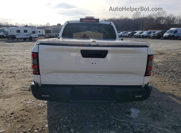 1N6ED1CL3RN660438 2024 NISSAN FRONTIER White Вид ззаду