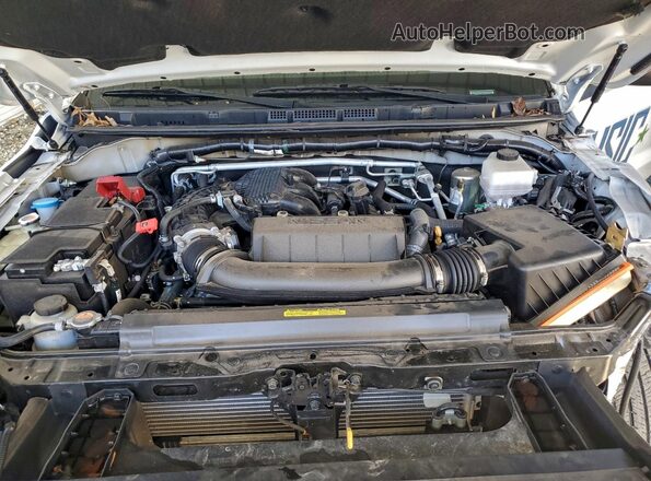 1N6ED1CL3RN660438 2024 NISSAN FRONTIER White Вид задньої частини салону