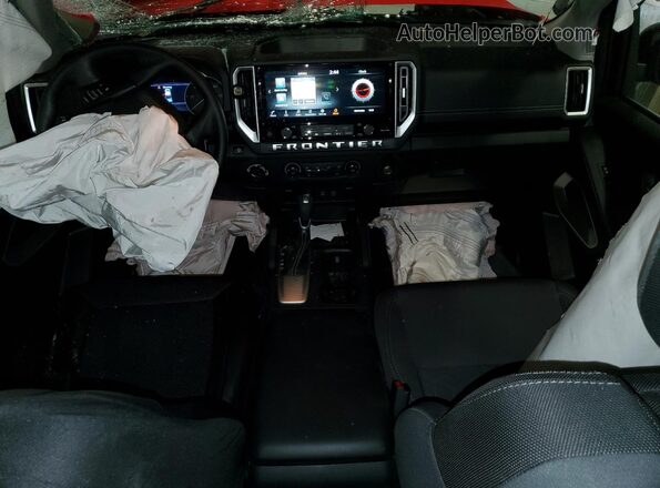 1N6ED1EK3SN621407 2025 NISSAN FRONTIER Красный Вид панели приборов