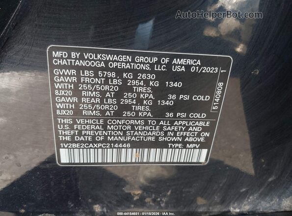 1V2BE2CAXPC214446 2023 VOLKSWAGEN ATLAS Black Widok komory silnika