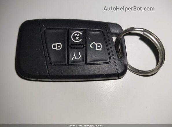 1V2BR2CA4PC506310 2023 VOLKSWAGEN ATLAS Белый Вид панели приборов