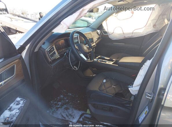 1V2HR2CA6RC538236 2024 VOLKSWAGEN ATLAS Gray Widok wnętrza z przodu
