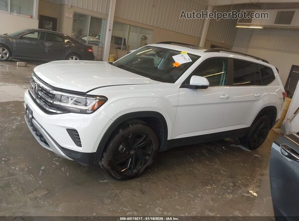 1V2JR2CA1PC548834 2023 VOLKSWAGEN ATLAS White Սալոնի 360 աստիճան տեսք