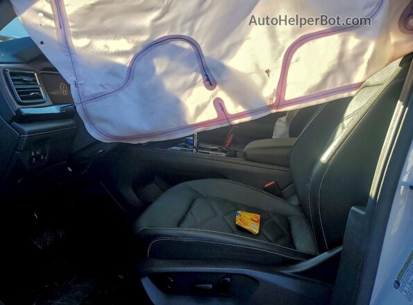 1V2JR2CAXSC528994 2025 VOLKSWAGEN ATLAS Белый Вид салона спереди