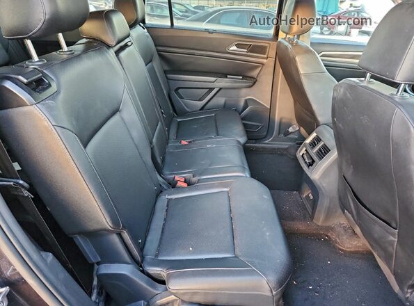 1V2MR2CA6JC549207 2018 VOLKSWAGEN ATLAS Черный Вид задней части салона