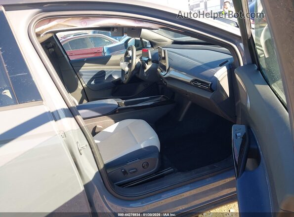 1V2VRPE81SC012158 2025 VOLKSWAGEN ID.4 Gray Widok wnętrza z przodu