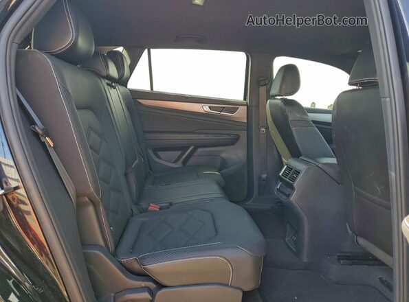 1V2WE2CA7RC222556 2024 VOLKSWAGEN ATLAS Черный Вид задних сидений