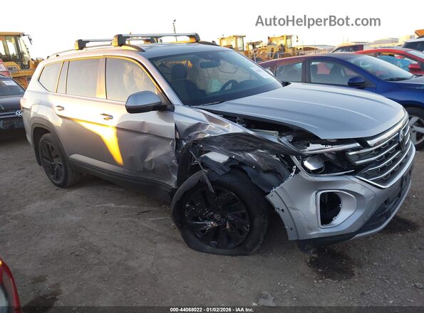 1V2WR2CA3SC553077 2025 VOLKSWAGEN ATLAS Серебряный Передняя правая четверть
