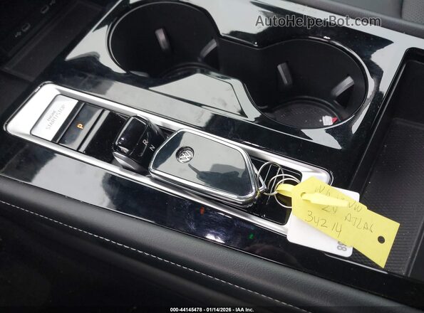 1V2WR2CA5RC561837 2024 VOLKSWAGEN ATLAS Белый Вид панели приборов