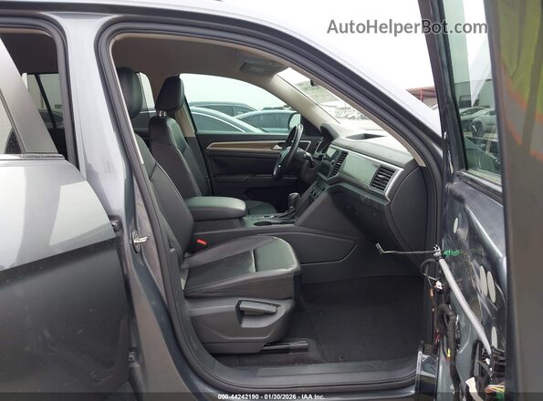 1V2WR2CAXKC504801 2019 VOLKSWAGEN ATLAS Серый Вид салона спереди
