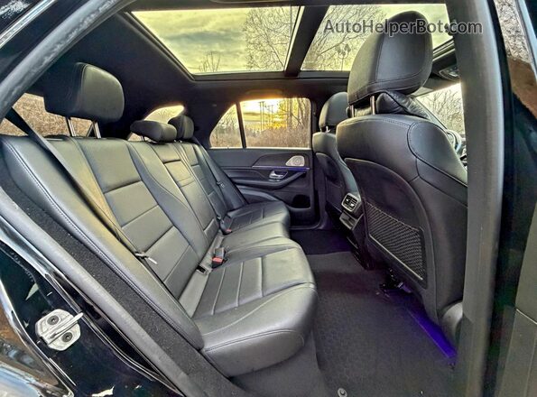 4JGFB4KBXNA732708 2022 MERCEDES-BENZ GLE Черный Вид салона спереди