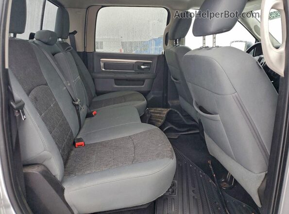 3C6TR5JT8GG134700 2016 RAM ALL MODELS Серебряный Вид задней части салона