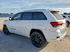 2022 Jeep Grand Cherokee Laredo E Белый vin: 1C4RJEAG3NC155743