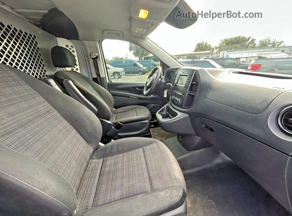 WD3PG2EA5H3277285 2017 MERCEDES-BENZ METRIS Белый Вид сзади