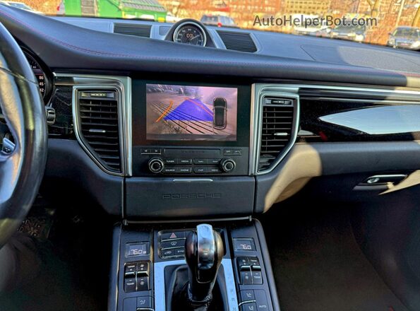 WP1AG2A51HLB55591 2017 PORSCHE MACAN Черный Вид задних сидений