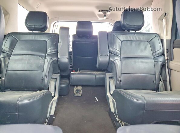 5LMJJ3LGXPEL02008 2023 LINCOLN NAVIGATOR Угольный Вид задней части салона