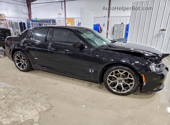 2C3CCAAG0JH320989 2018 CHRYSLER 300 Черный Передняя правая четверть