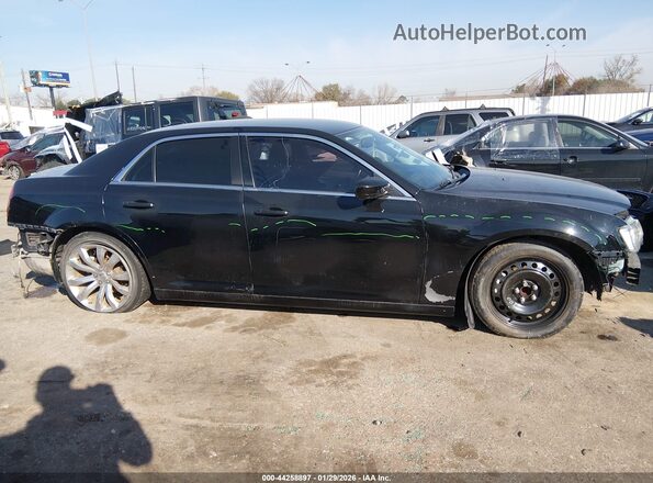 2C3CCAAG3JH342047 2018 CHRYSLER 300 Черный Панорамный вид салона 360°
