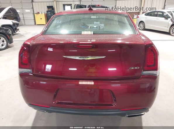 2C3CCAAG5JH190322 2018 CHRYSLER 300 Бордовый 