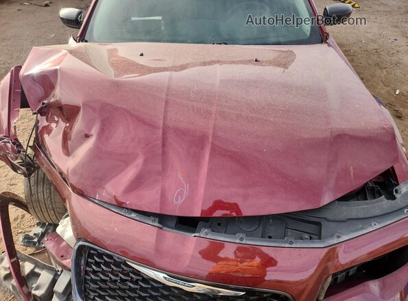 2C3CCAAGXKH667165 2019 CHRYSLER 300 Maroon Widok wnętrza z tyłu