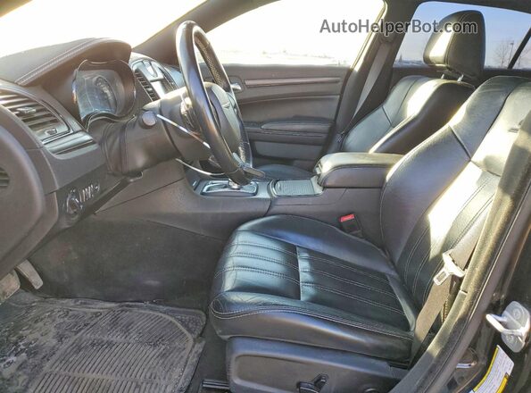 2C3CCABG0GH170275 2016 CHRYSLER 300 Черный Вид салона спереди