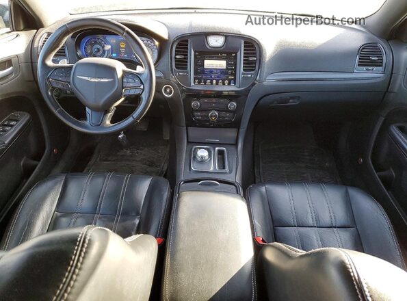 2C3CCABG0GH170275 2016 CHRYSLER 300 Черный Вид панели приборов