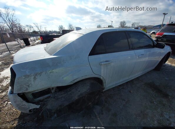 2C3CCABG0HH624185 2017 CHRYSLER 300 Белый Задняя правая четверть