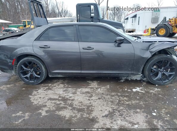 2C3CCABG0PH561121 2023 CHRYSLER 300 Серый Вид задней части салона
