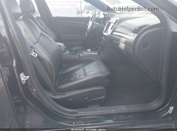 2C3CCABG1GH207804 2016 CHRYSLER 300 Black Front interior view