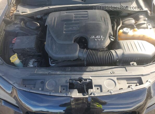2C3CCABG3KH625936 2019 CHRYSLER 300 Черный Вид задней части салона