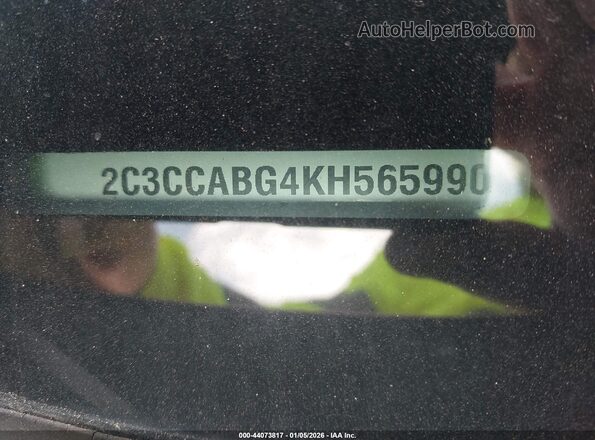 2C3CCABG4KH565990 2019 CHRYSLER 300 Бордовый 