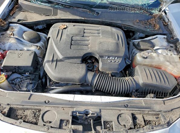 2C3CCABG5MH554418 2021 CHRYSLER 300 White უკანა სალონის ხედი