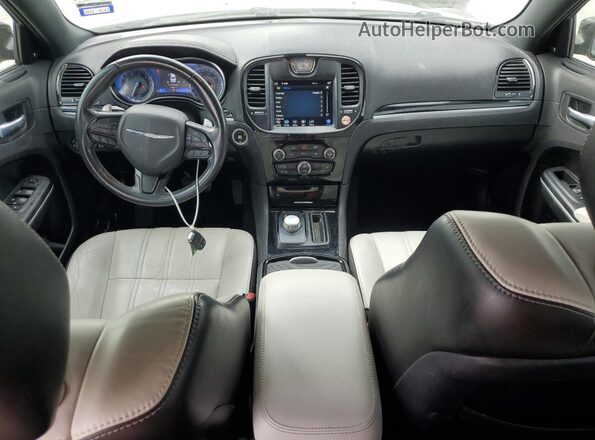 2C3CCABG8MH523955 2021 CHRYSLER 300 Black Вид панелі приладів