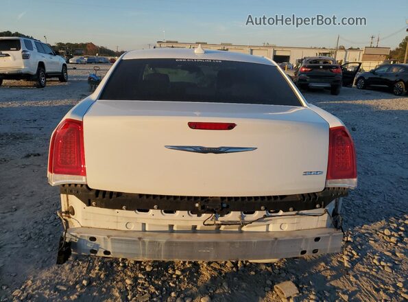 2C3CCAEG6JH194048 2018 CHRYSLER 300 White Widok z tyłu