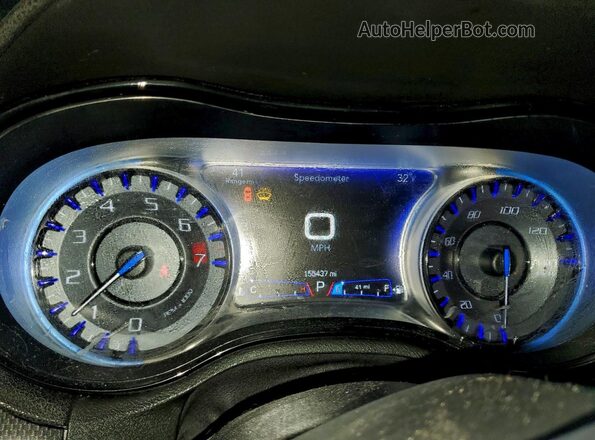 2C3CCAGG0GH152397 2016 CHRYSLER 300 Угольный Вид щитка приборов