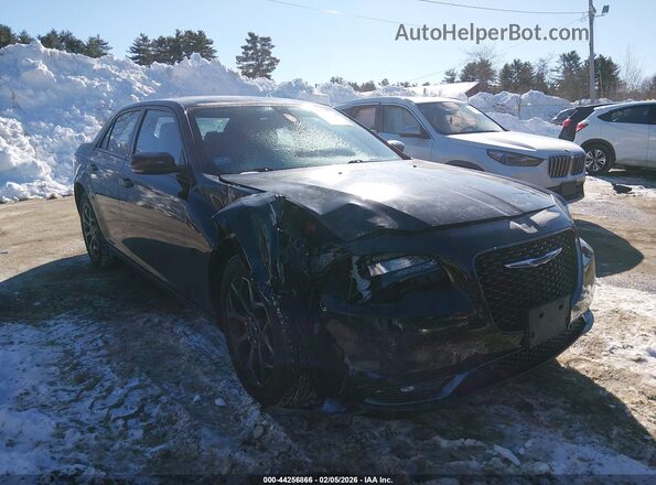 2C3CCAGG3JH149212 2018 CHRYSLER 300 Черный Вид спереди