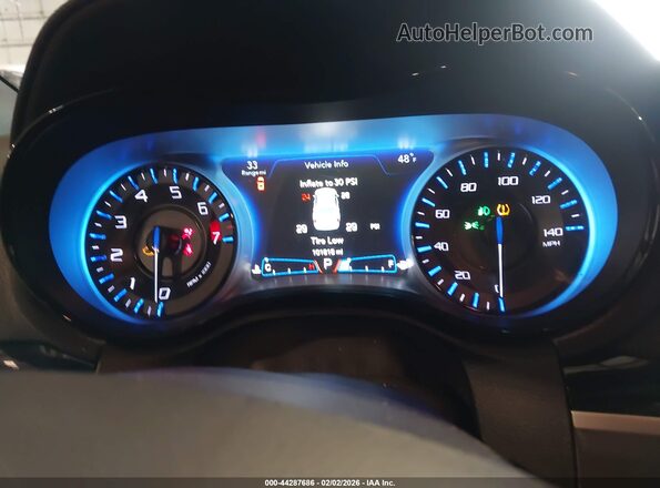 2C3CCAGG9HH648090 2017 CHRYSLER 300 White Widok tylnych siedzeń