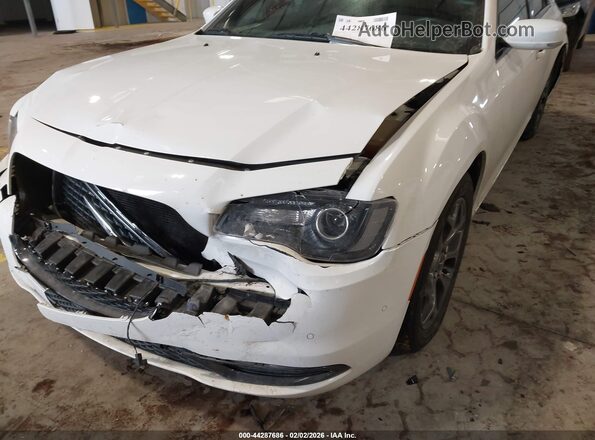 2C3CCAGG9HH648090 2017 CHRYSLER 300 White Widok z przodu