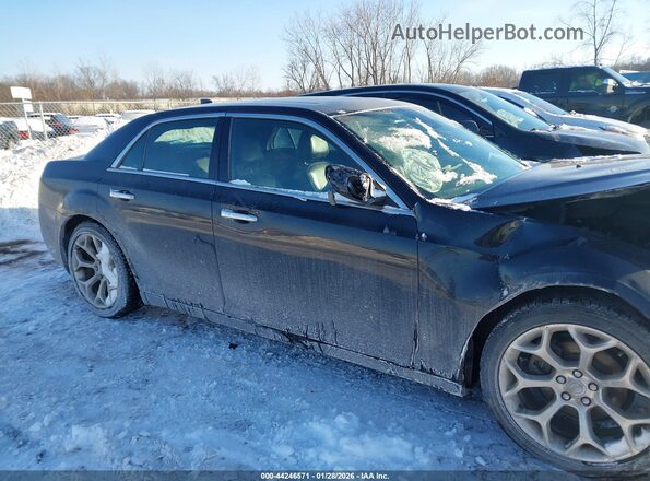 2C3CCAPG5HH529856 2017 CHRYSLER 300 Черный Вид задней части салона