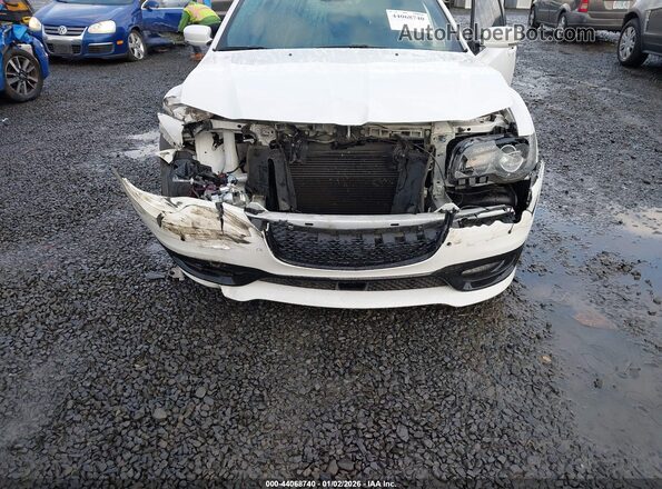 2C3CCAPJ7PH542358 2023 CHRYSLER 300 White Вид спереду