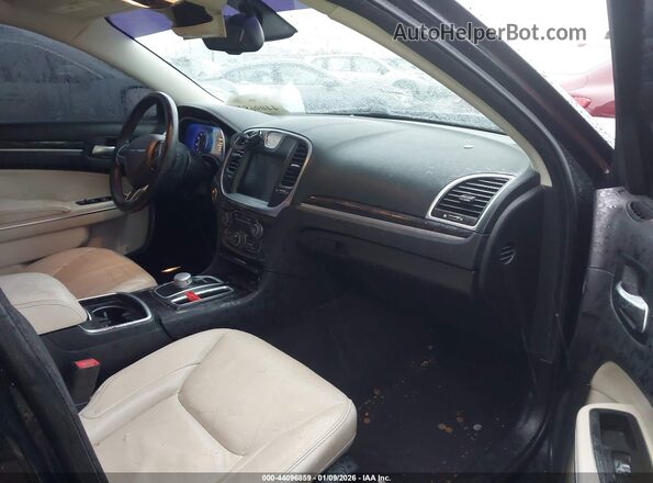 2C3CCARG0GH261598 2016 CHRYSLER 300 Черный Вид салона спереди