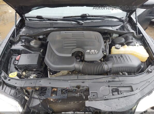 2C3CCARG0GH261598 2016 CHRYSLER 300 Черный Вид сзади