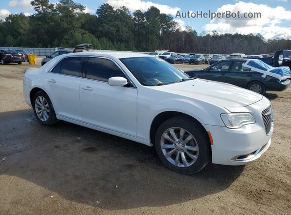 2C3CCARGXHH610364 2017 CHRYSLER 300 Белый Передняя правая четверть