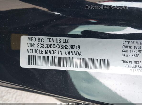 2C3CDBCKXSR209219 2025 DODGE CHARGER Black Vista del compartimento del motor